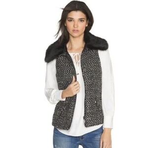 WHBM TWEED FAUX FUR COLLAR VEST Black White